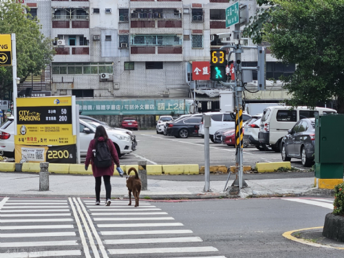 打造友善無障礙環境，高師大周邊路口增設視覺功能障礙語音號誌